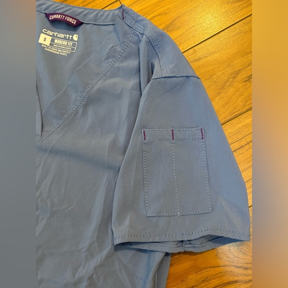 Carhartt Force Scrub Top Women's size Small - Blue - Picture 6 of 7